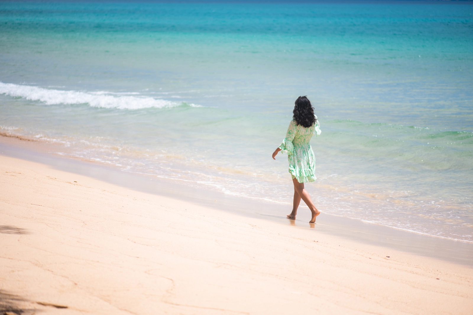 Dine in the beach